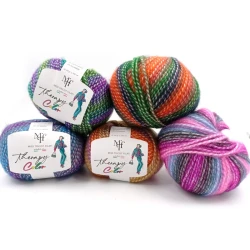 Miss Tricot Filati's Lana Therapy Colour, 50g ball of yarn.