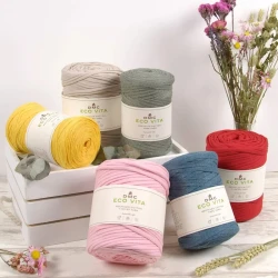 DMC Eco Vita T-Shirt Fettuccia in Cotone riciclato per borse e accessori all'uncinetto