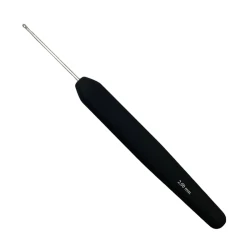 Knit Proe 2.0 crochet hook in aluminium with ergonomic soft handle