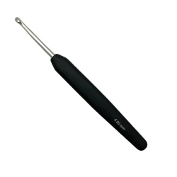 Knit Proe 4.0 crochet hook in aluminium with ergonomic soft handle