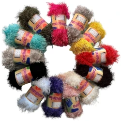 Yeti faux fur-effect yarn for bags and accessories