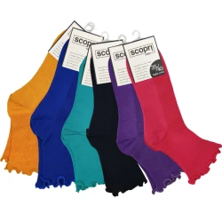 Women's cotton socks in bright colours and ruffled welt