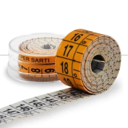 Centimetro, metro da sarta in PVC e scala in cm con scatolina - 27601 Filati Leone 2
