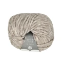 VIRTUS Merino wool knitting yarn in 50 g balls, colour 156 raw