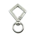 Moschettoni a rombo in metallo argento, design geometrico e moderno per borse e accessori