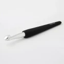 Knit Proe 6 crochet hook in aluminium with ergonomic soft handle