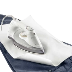 Ironing cloth with steam diffuser, cotton & nylon mesh