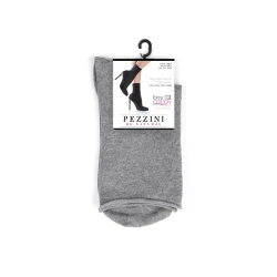 Women's socks in warm cotton with raw-cut edges in dark grey