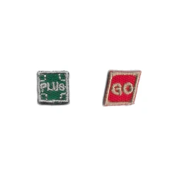 Square Plus & Go mini embroidered iron-on patch
