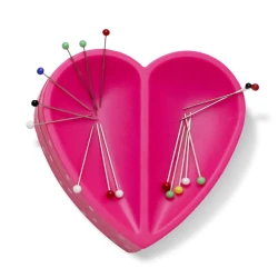 Prym Love heart-shaped magnetic pin cushion
