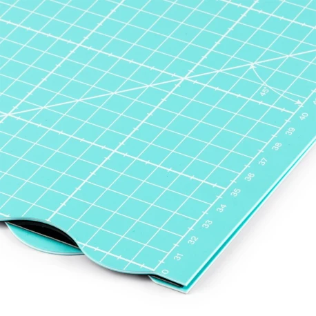 Tappetino base da taglio pieghevole 45 x 60cm per taglierine, patchwork e cucito creativo - Prym Love 611465