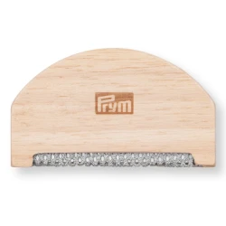 Wooden lint brush comb - 610690 Prym