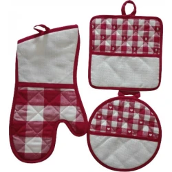 Red checked pot holders & oven glove set with Aida insert