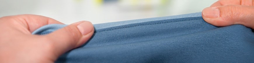 Elastic sewing thread